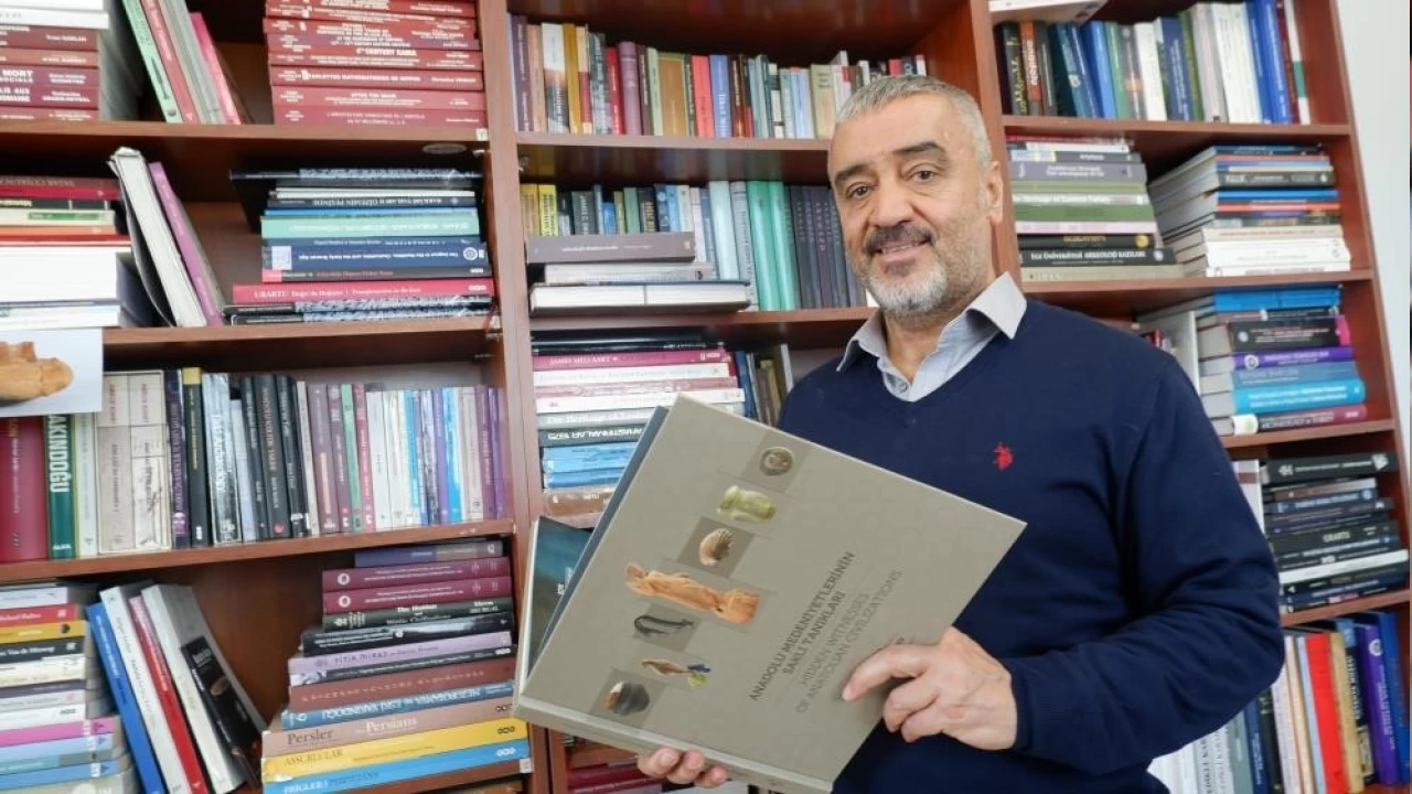 Her y�n�yle Karaz K�lt�r�