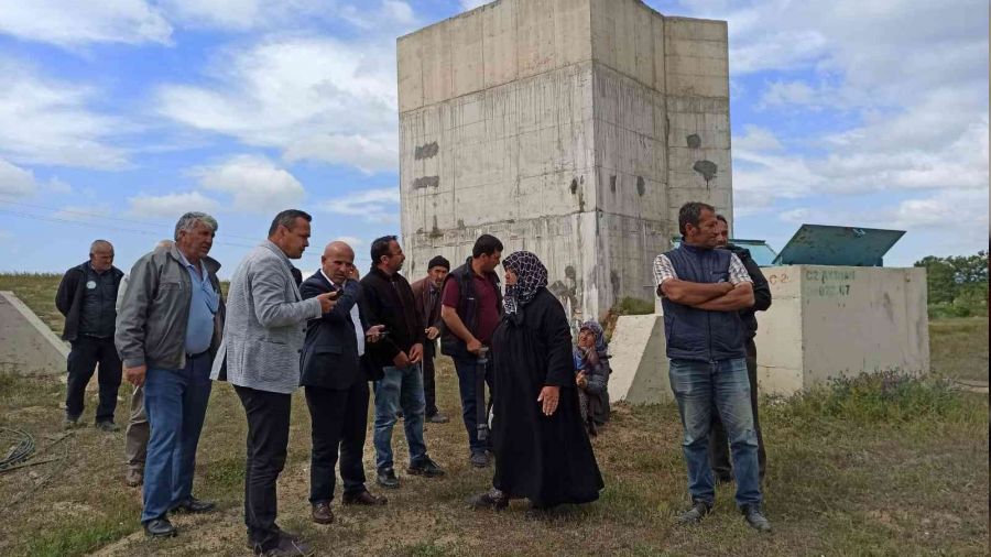 Hırsızlar tarlaları kurak bıraktı
