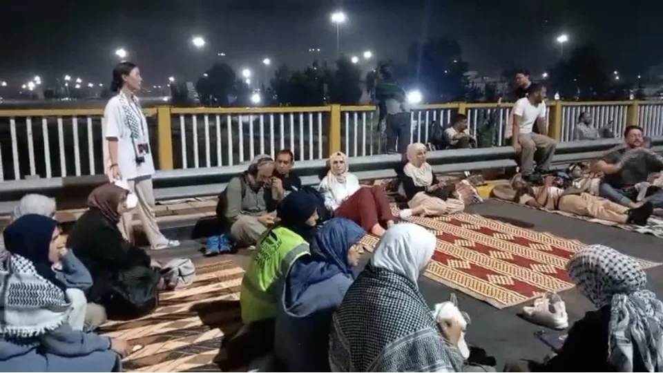 İslam ülkeleri kimin safında?