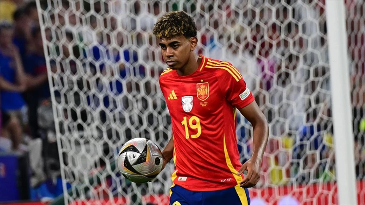 �spanyol y�ld�z�n babas�na b��akl� sald�r�