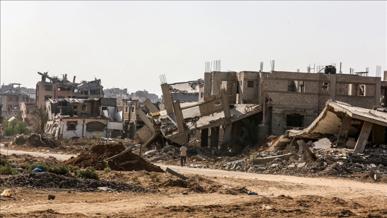 �srail'in Gazze'de bir okula sald�r�s�nda 13'� �ocuk 6's� kad�n 22 ki�i �ld�