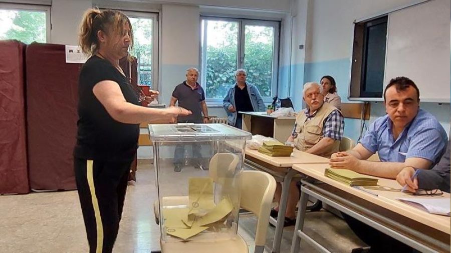 İstanbul’da mini seçim heyecanı