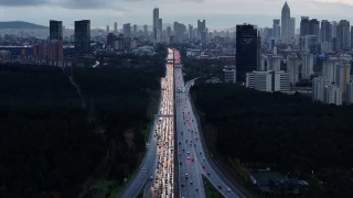 stanbul'da trafik younluu yzde 90'a ulat