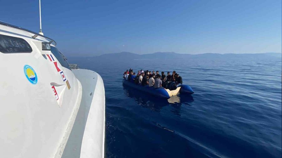 İzmir açıklarında göçmen hareketliliği