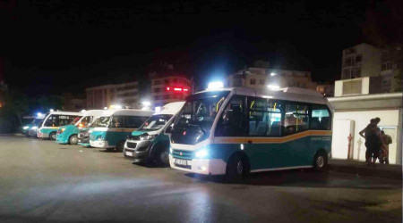 İzmir'de minibüse indi-bindi 5 TL oldu