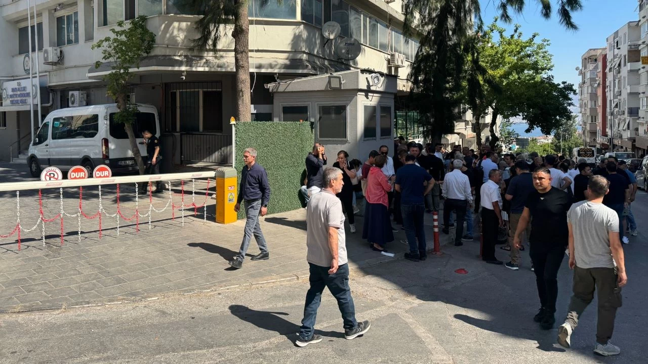 İzmir'deki soruşturmada 119 şüpheli adliyede