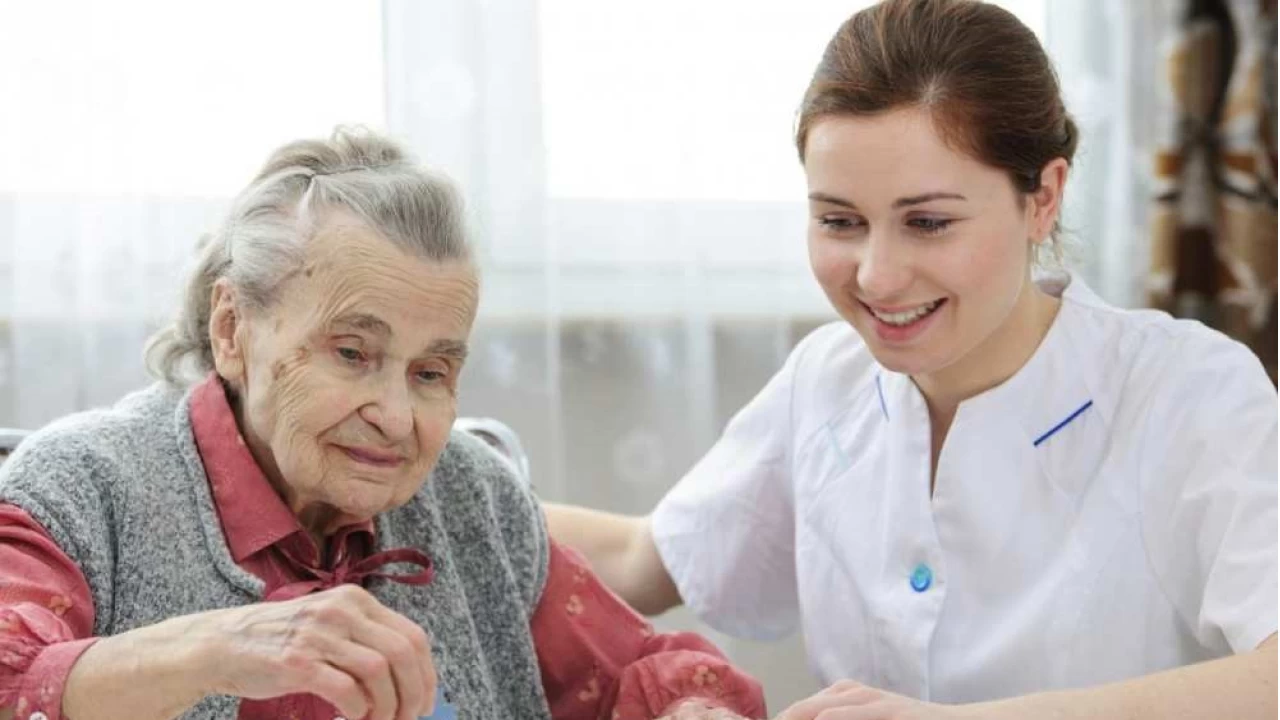 Kadınlar Alzheimera Karşı Daha Savunmasız