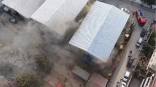 Kahramanmaraş'ta işçilerin kaldığı konteynerlerde yangın