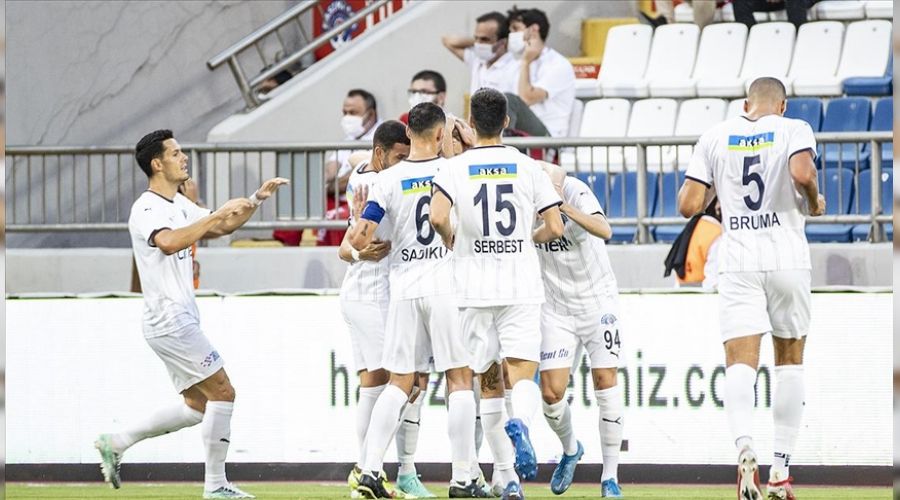 Kas�mpa�a tur m�cadelesi verecek