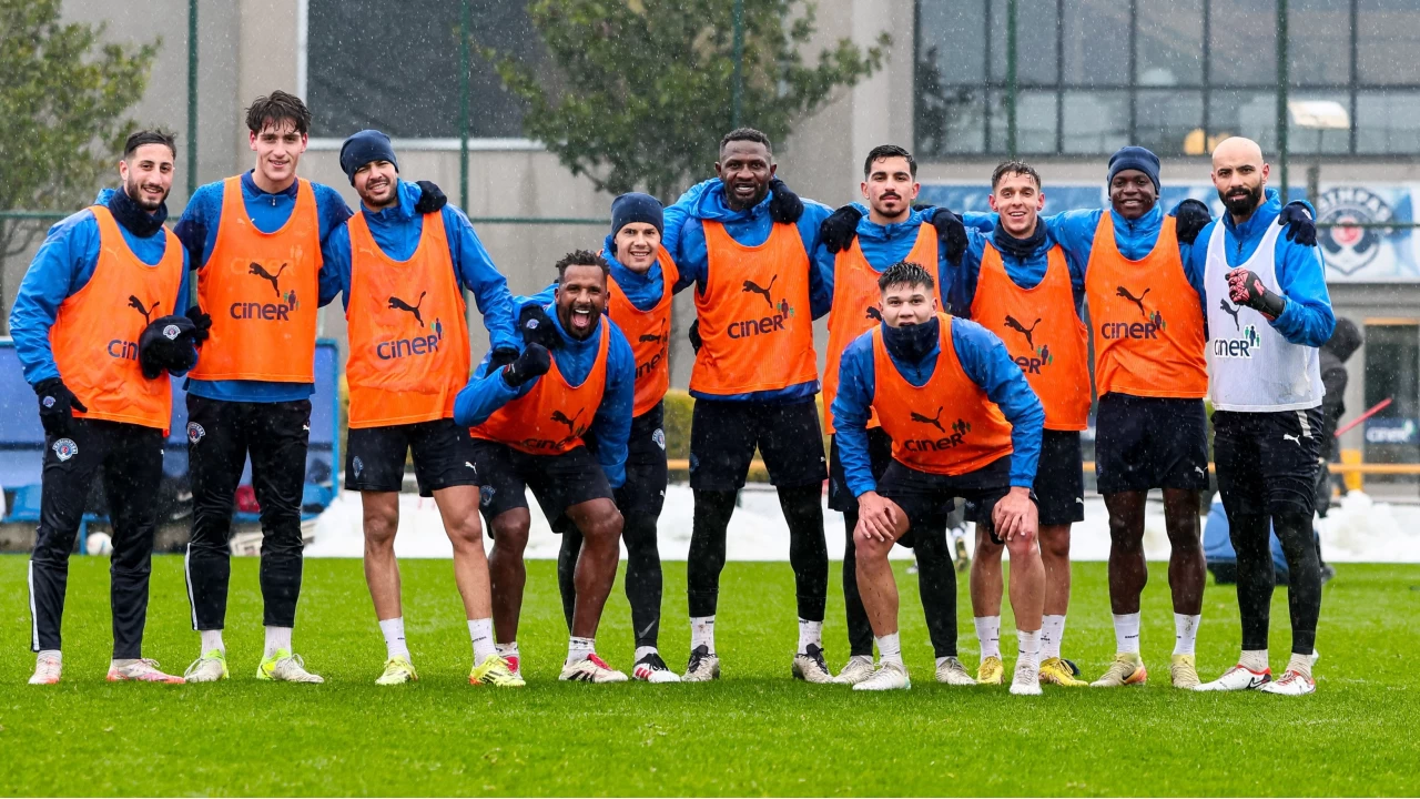 Kasımpaşa'nın hedefi Fenerbahçe'yi Kadıköy'de yenmek