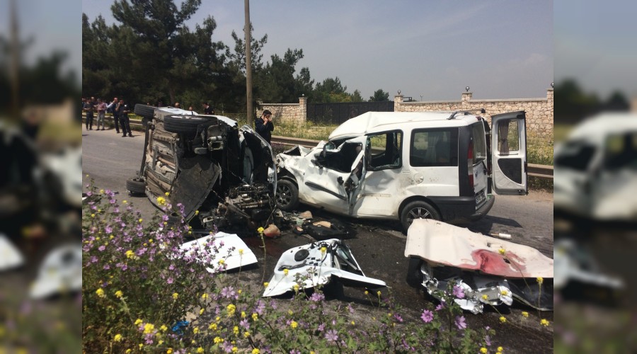 Katliam gibi kaza: 7 ölü