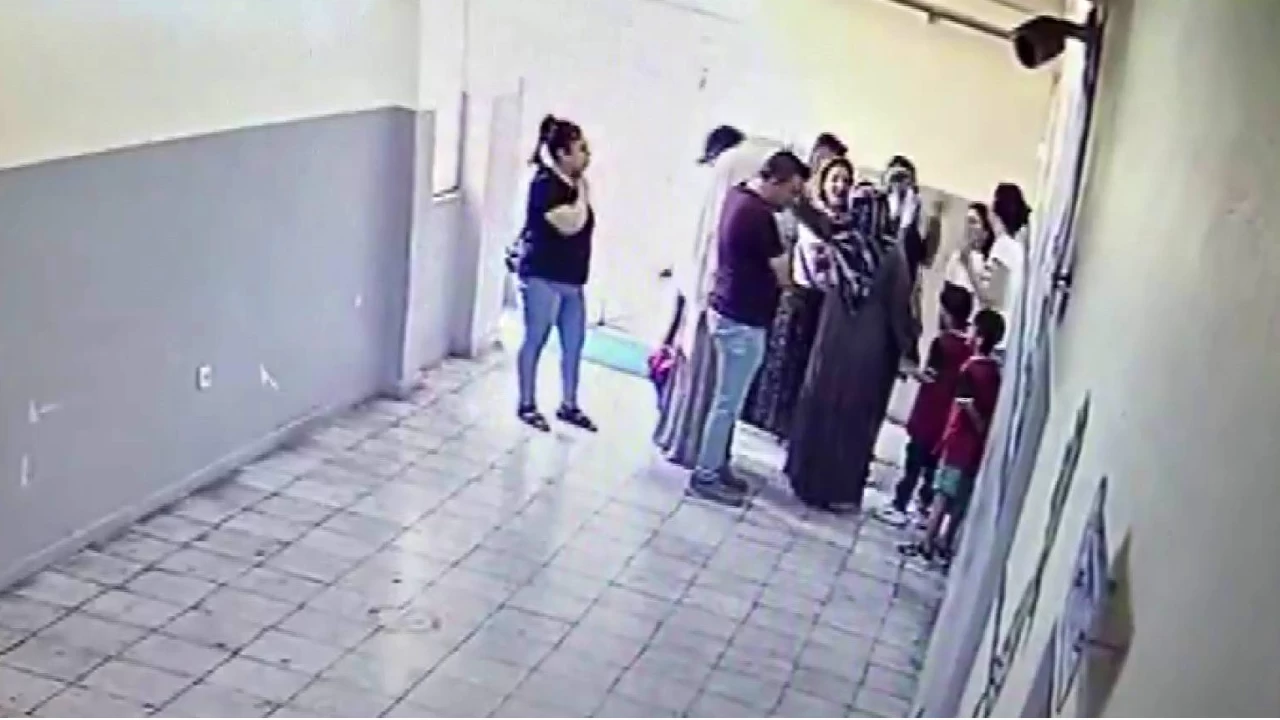 Kavga eden rencileri ayran retmen darp edildi