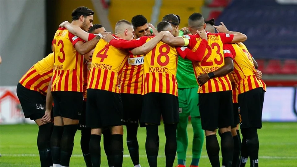 Kayserispor'da ola�an�st� genel kurul karar� al�nd�