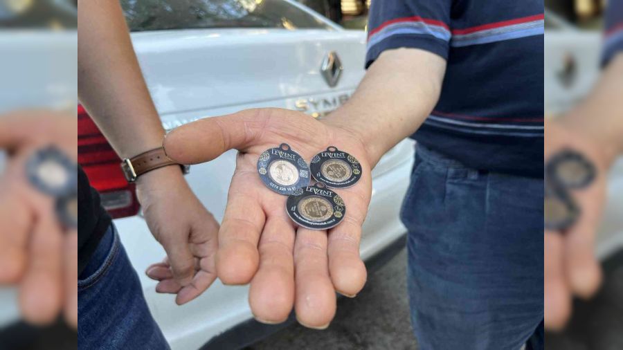 Keçilerin parasıyla aldığı altınlara bir ay sonra kavuştu
