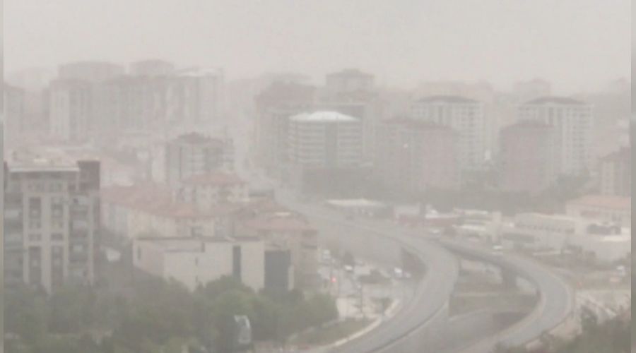 K�r�kkale'de 'toz f�rt�nas�' etkili oldu