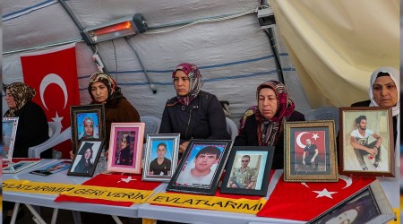 'Kızımı almadan eylemden vazgeçmem'