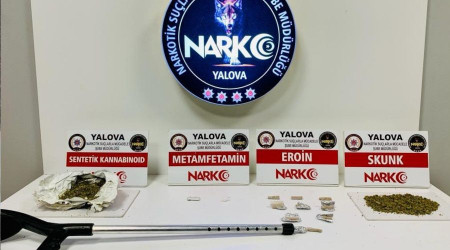 Koltuk değneğinin içinden uyuşturucu çıktı