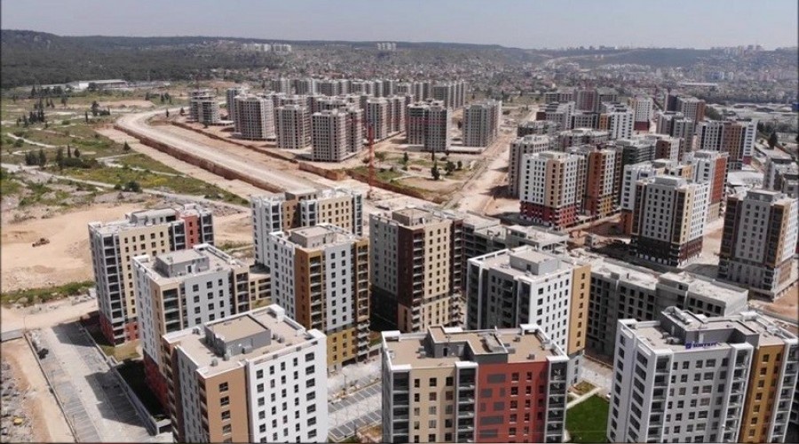 Konut fiyatlar�n� bankalar �i�iriyor