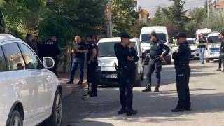 Konya'da yardım çağrısına giden polis, bıçakla yaralandı