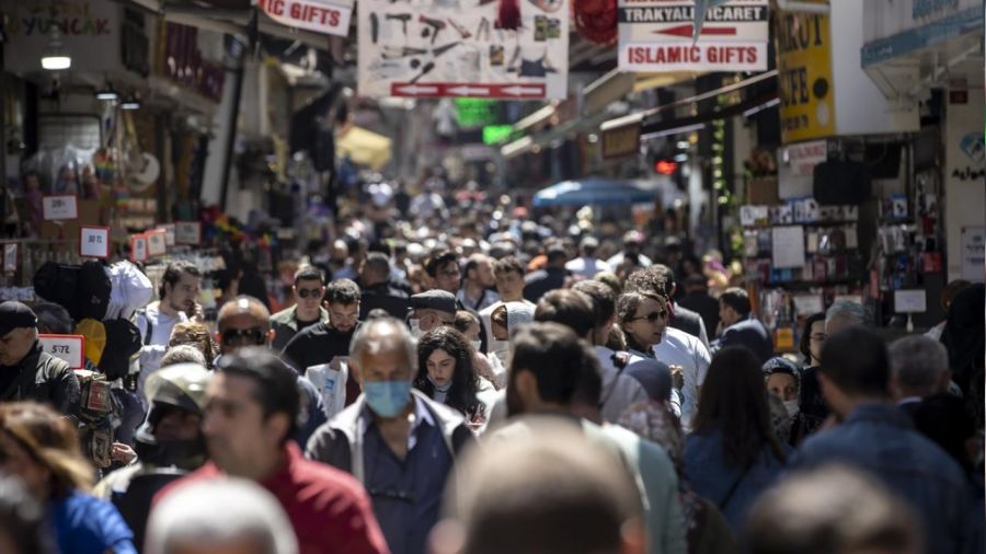 Köyünü bırakan şehre koştu