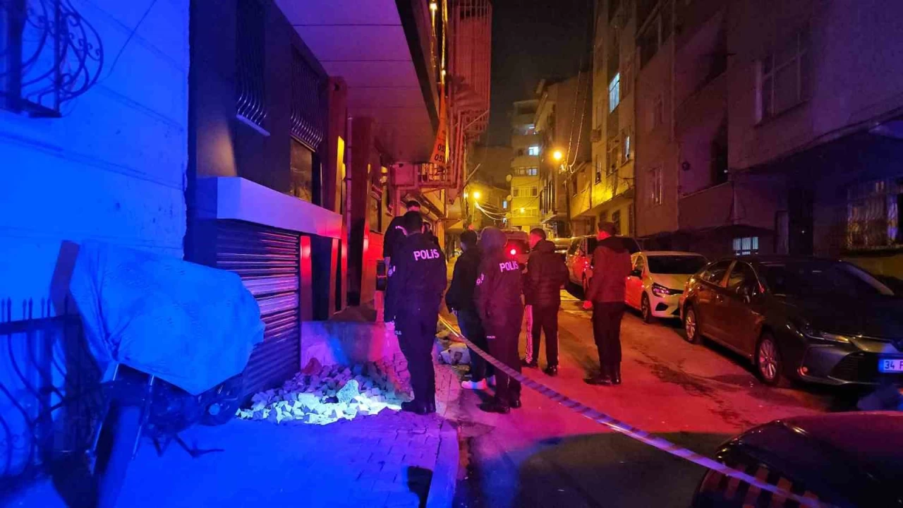 K���k�ekmece'de bir ev kur�unland�