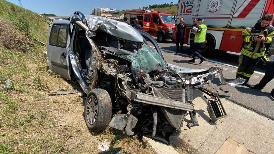 Kuzey Marmara Otoyolu'nda feci kaza