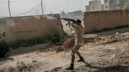 Libya diken üstünde