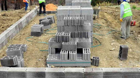 Manavgat Belediyesi'nden yangınzedelere 330 ahır