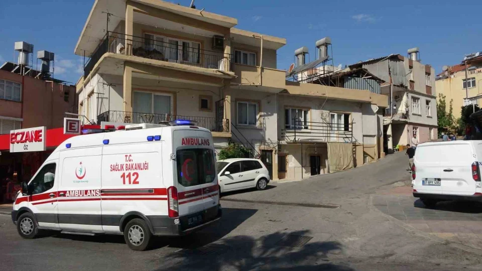Manavgat'ta gen� klima teknisyeni yaln�z ya�ad��� evde �l� bulundu