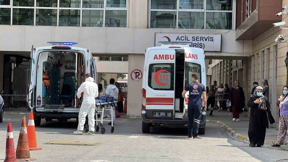 Mersin liman�ndaki kimyasal s�z�nt�yla ilgili a��klama:" Etkilenen 35 ki�inin durumu iyi"