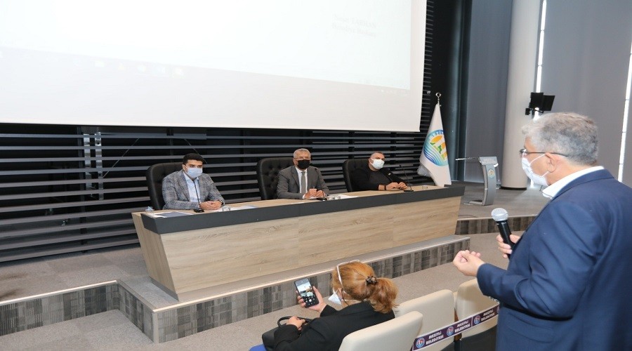 Mezitli Belediye Meclisinden "Dr. Re�it Galip" vefas�