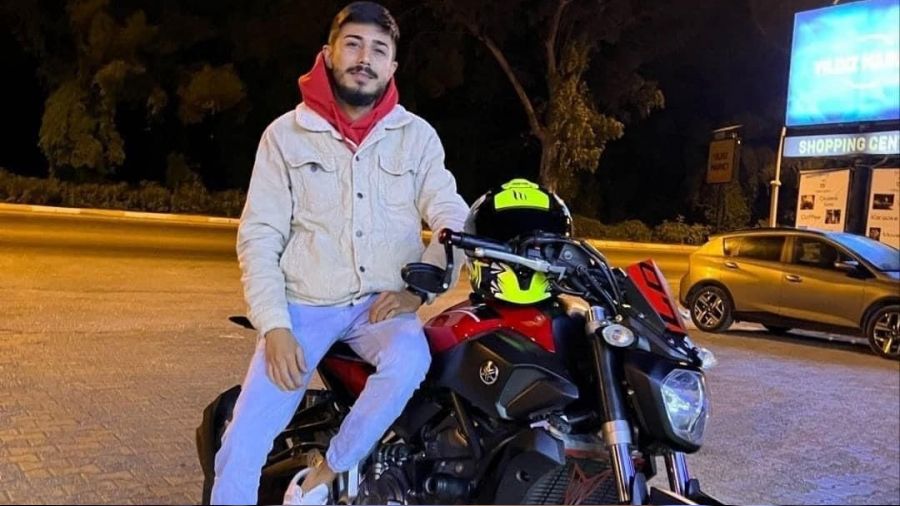 Motosiklet tutkusu hayat�na mal oldu