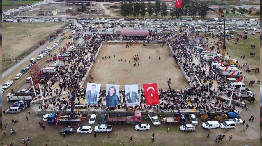 Nazilli'de 180 devenin g�re�ini 20 bin vatanda� izledi