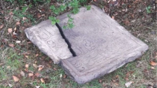 Niksar'da kayıp tarihi Cin Camii kitabesi bulundu