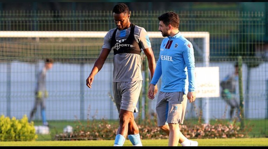 Obi Mikel'in durumu belirsiz