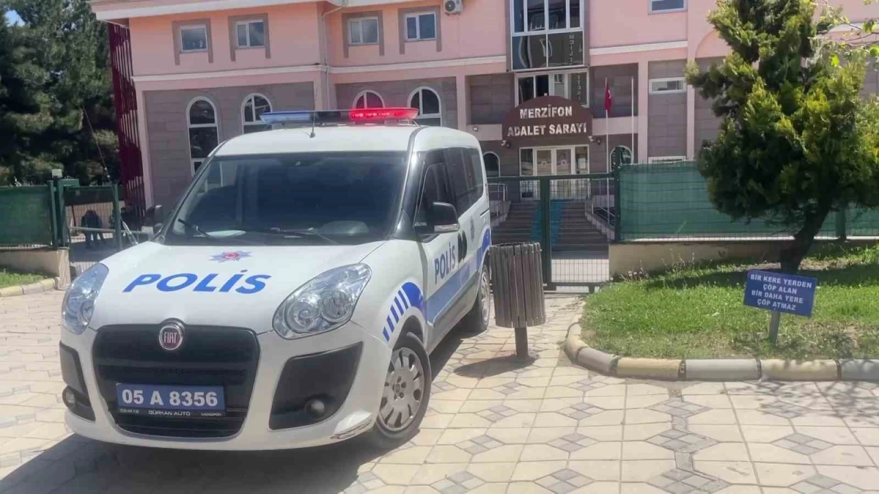 Oğlundan şikayetçi olmayan anne canından oldu