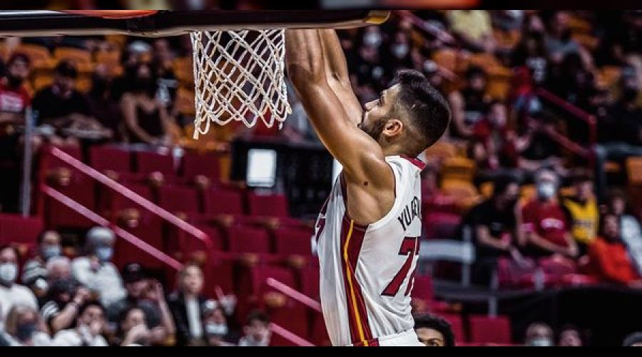�mer'den NBA'de en etkileyici performans
