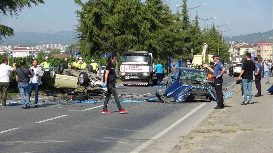 Ordu'da feci zincirleme kaza: 2'si a��r 6 yaral�