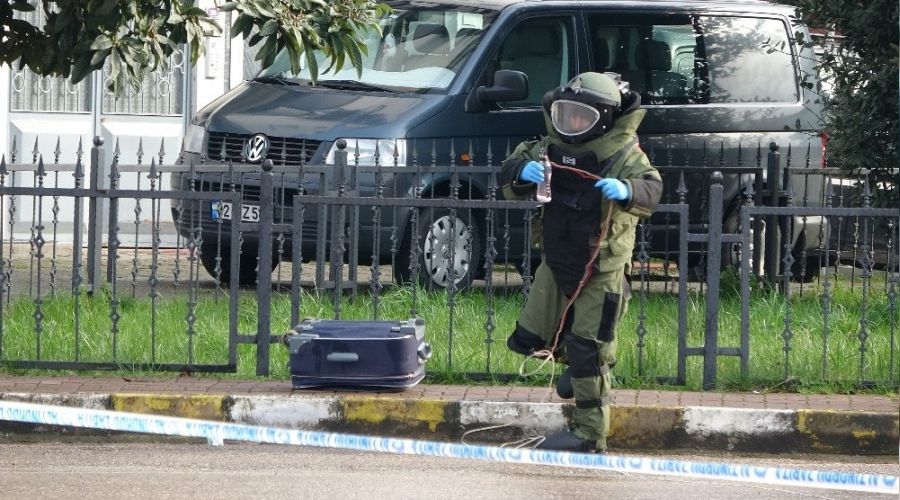 Ordu'da ��pheli valiz pani�i