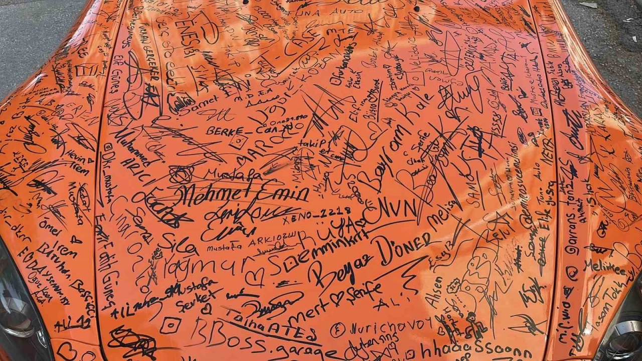 Otomobili g�renler imza atmadan ge�miyor