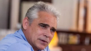 Oyuncu Tolga Savacı kalp krizi sonucu hayatını kaybetti