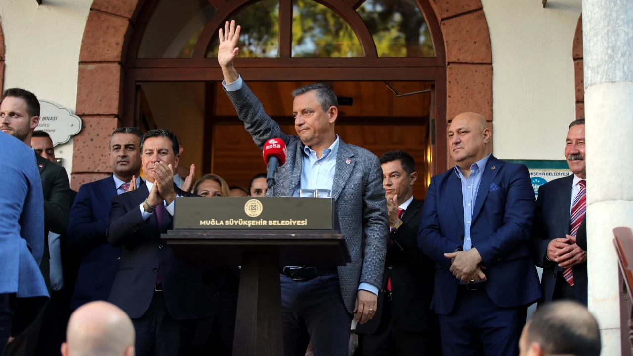 Özel'den Erdoğan'a '2 Kasım 2025'te seçim yapalım' çağrısı
