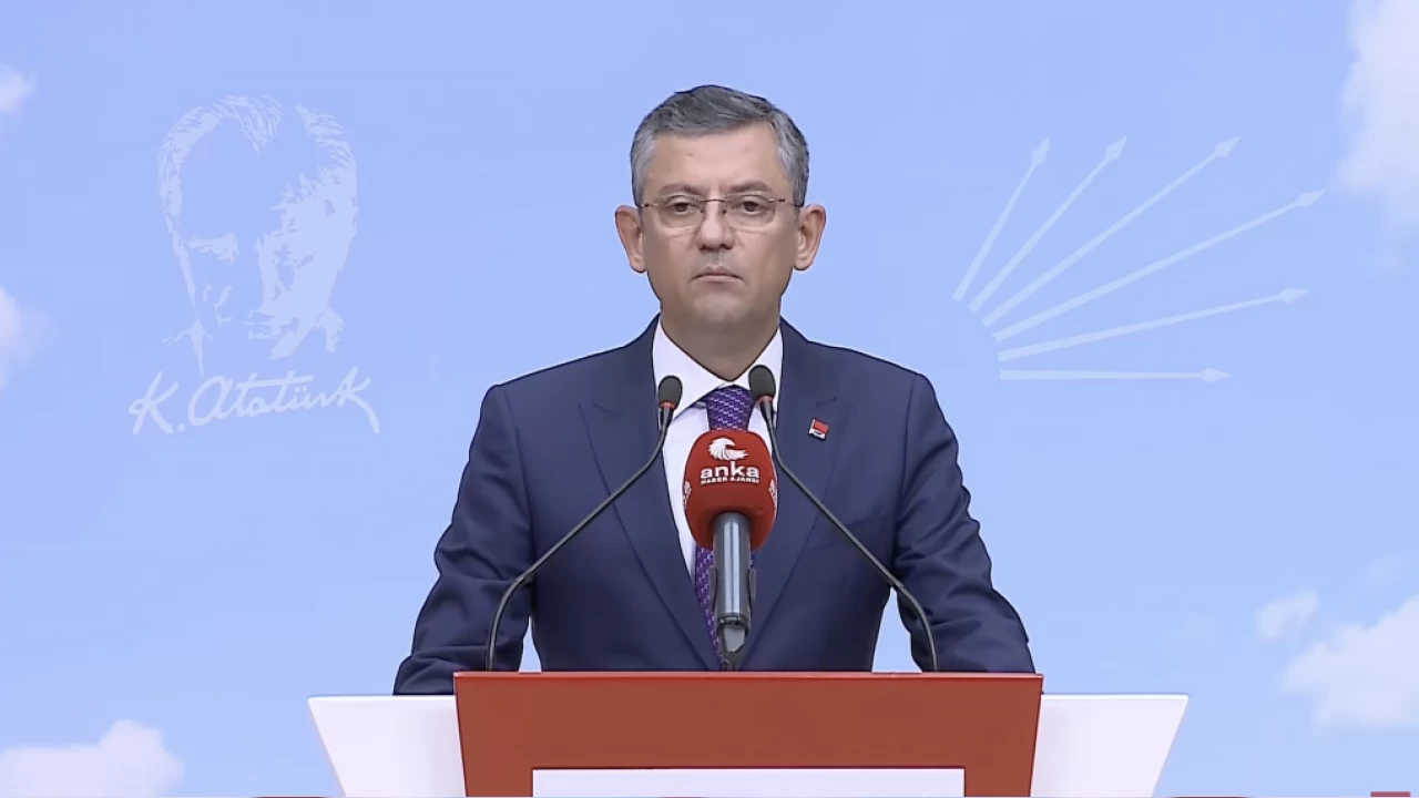 zgr zel'den 'ittifak' aklamas
