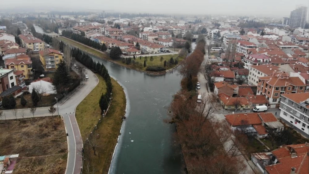 Porsuk Çayı ve etrafındaki yerleşim yerleri deprem konusunda riskli mi?