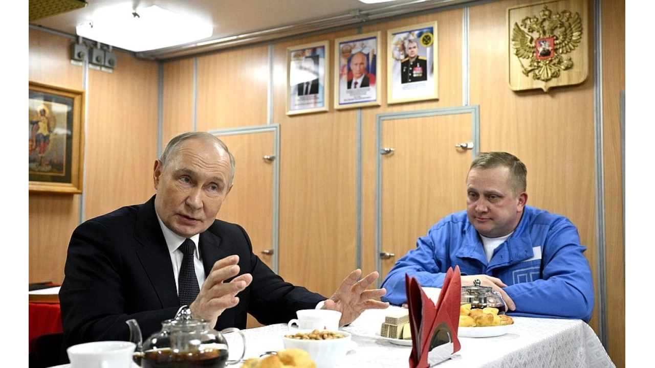 Putin'den Ukrayna'da "geçici yönetim" önerisi
