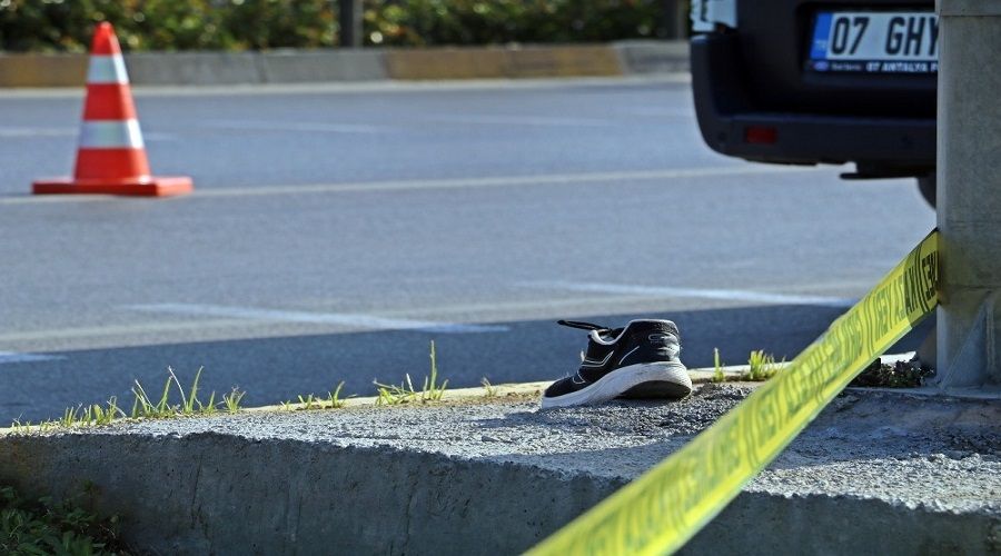 Sabah koşusuna çıkmıştı araç çarptı