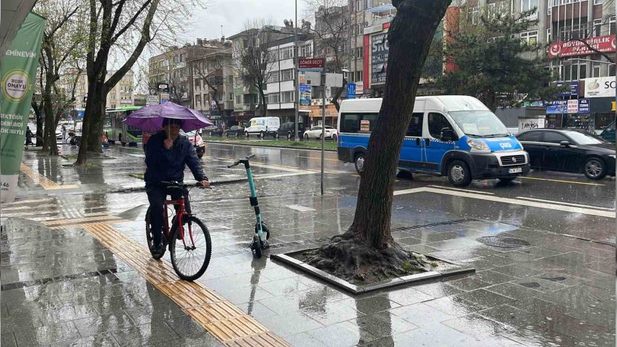 Sakarya'da ya��� etkili oluyor