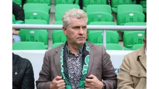 Sakaryaspor Kulb Bakan grevinden ayrldn duyurdu