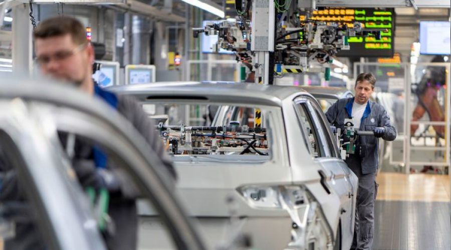 Salgın Alman ekonomisini de yere serdi