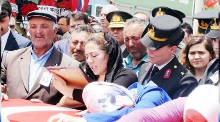 ehit Evran son yolculuuna uurland